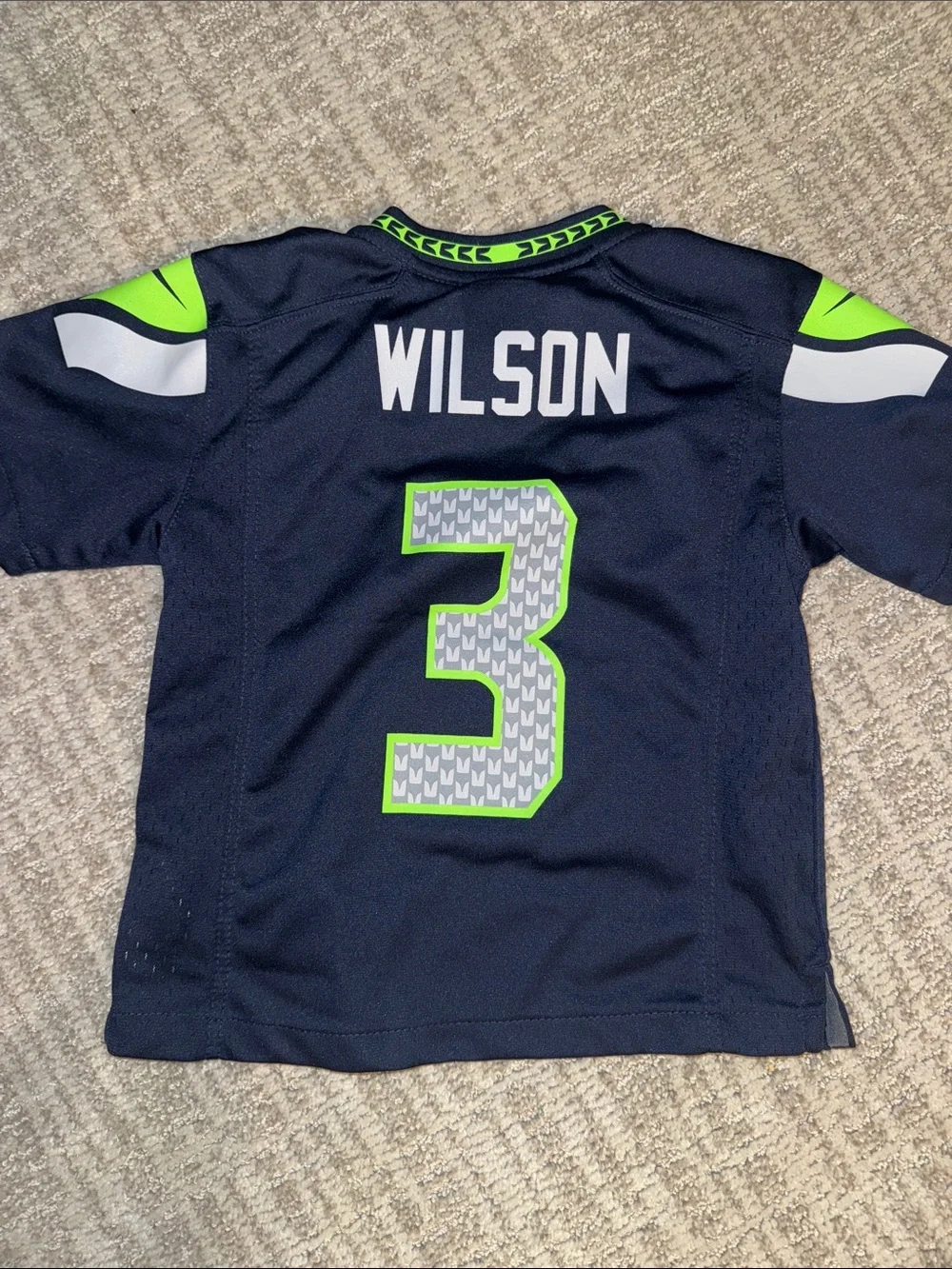 Nike Seattle Seahawks jersey youth small 4 Wilson #3 boys girls navy football